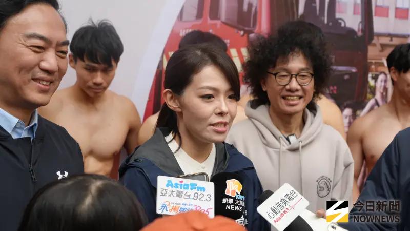 ▲新竹市長高虹安出席2026消防形象月曆發表會。（圖／記者呂炯昌攝）