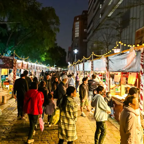 ▲2025新竹FUN聖誕-護城河畔市集。（圖／新竹市政府提供）