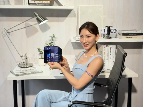 台灣首款三摺機三星Galaxy Z TriFold來了！天花板售價89900元
