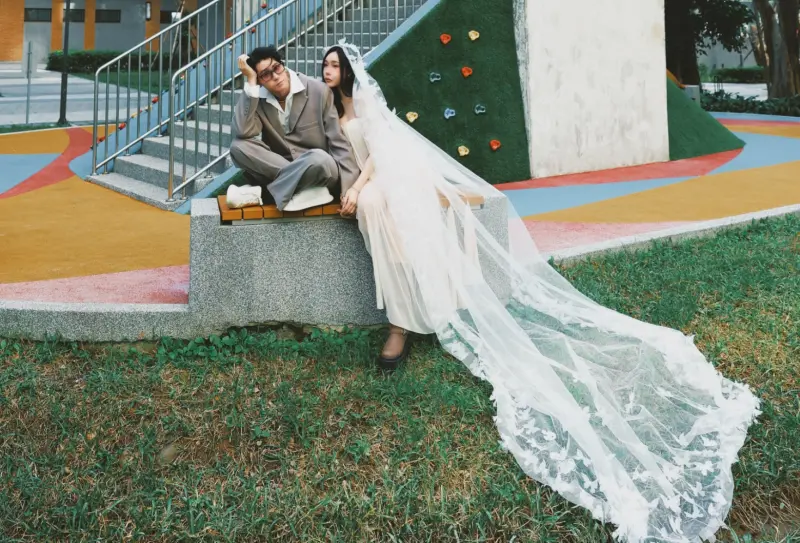    ▲許允樂（右）宣布與李玉璽（左）結為連理，前夫張兆志大方送上祝福。（圖／翻攝臉書）  