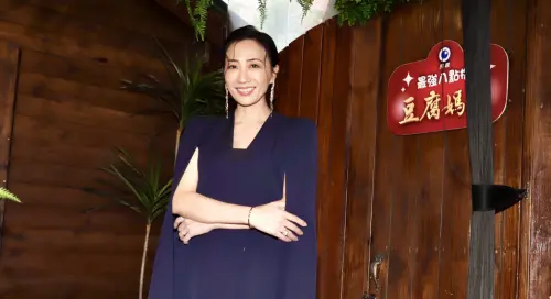 潘奕如拍八點檔跟曾馨瑩借LV洋裝！一件10萬王晴嚇爛：我不敢穿
