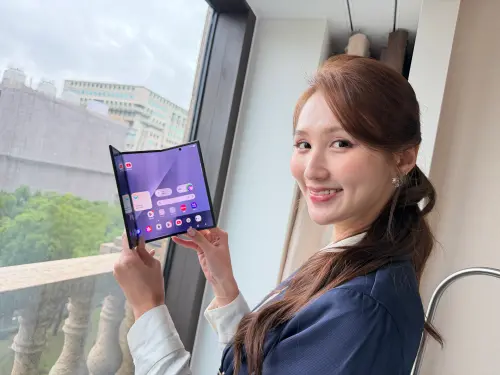 三星Z TriFold三摺機螢幕有防呆但摺壞維修費貴爆！6QA一次了解
