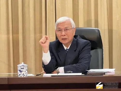 房市管制何時鬆綁？央行總裁楊金龍未鬆口　稱大象還在轉身
