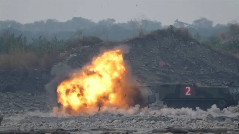 ▲Altius-600M攻擊型無人機命中標靶。(圖/國防部提供)