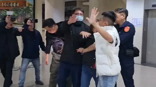 副所長助鮑魚大亨潛逃！火爆兒失控「當眾怒推記者」衝突畫面曝光
