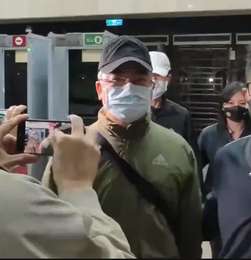 鮑魚大亨鍾文智棄保潛逃!福德街派出所副所長涉偽造報到紀錄