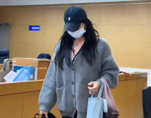 ▲李俊良的嫩妻黃鈺婷。（圖／翻攝畫面）