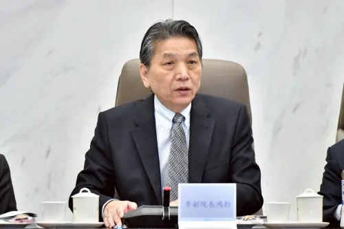 在卓榮泰面前曝彈劾人數！李鴻鈞嘆監委自行吸收巡查費「很辛苦」
