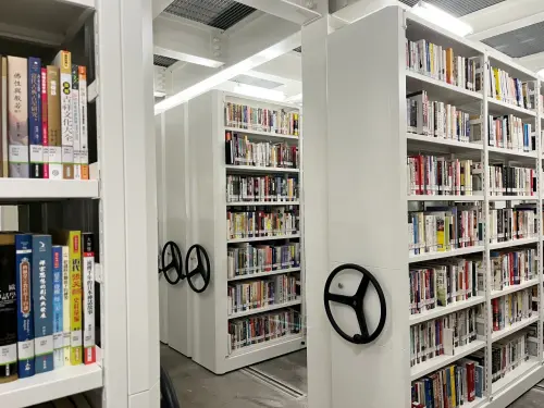 ▲中市圖密集書庫區(圖／文化局提供2025.12.19)