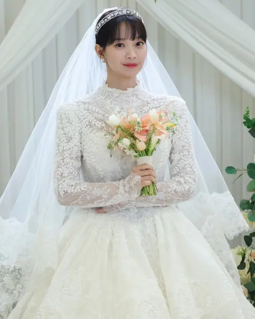 ▲申敏兒。（圖／IG@ament_official）