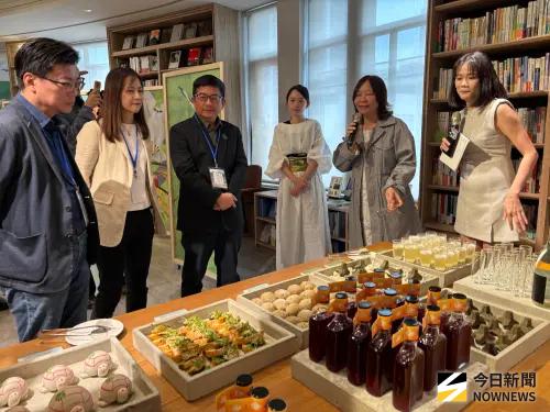 ▲發表會因應四個農村的物產特色，進行食物設計與展演，將里山蘊藏的無限感動深植在味道裡，（圖／記者金武鳳攝，2025.12.19)