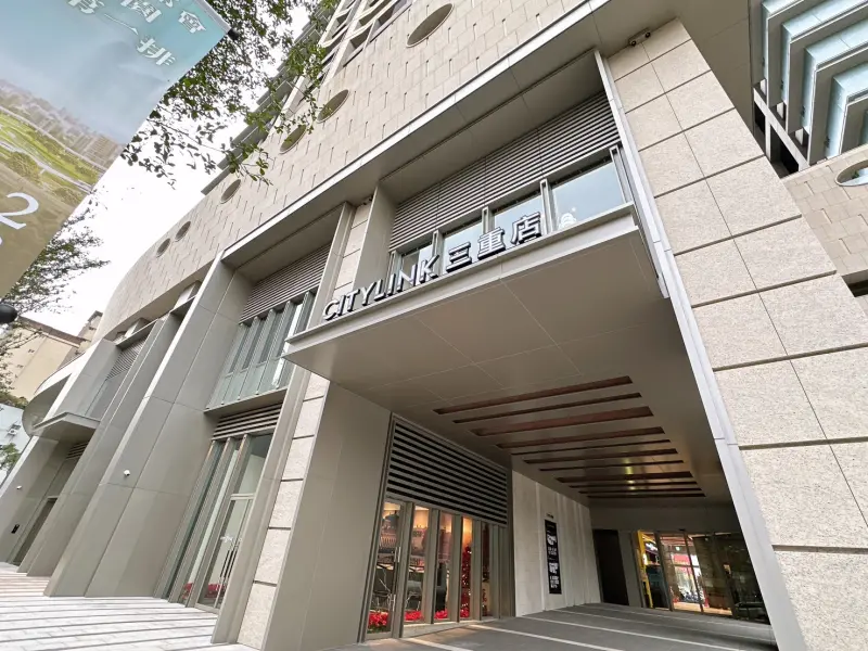 ▲三重第一間百貨商場「CITYLINK 三重」明（20）日開幕！商場規劃超過2000坪的空間，共計有2層樓、19個品牌進駐。（圖／記者鍾怡婷攝）