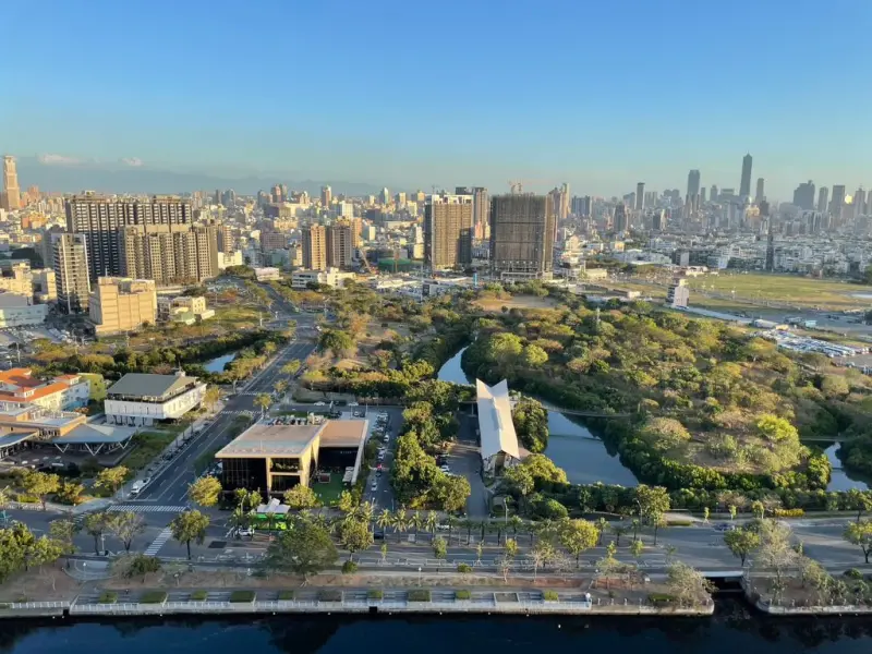 ▲中都重劃區綠覆率高，居住品質佳，獲得消費者青睞。（圖／信義房屋提供）