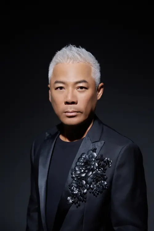 ▲巫啟賢作為華語歌壇極具影響力的唱作人，從《太傻》、《叫阮的名》到《你是我的唯一》，他的每一首歌都是一個時代的共同記憶。（圖／主辦單位提供）