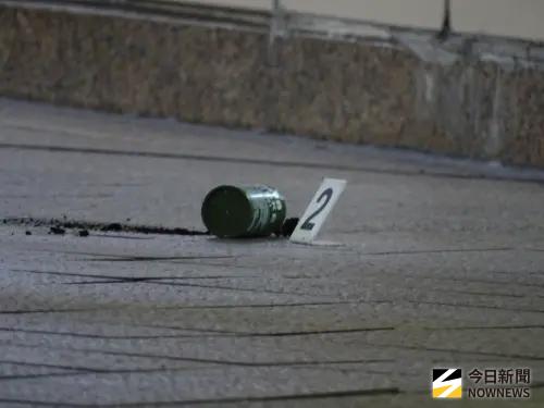 北車疑遭M18煙霧彈攻擊！1男命危送醫　 目擊者曝：他帶刀跑了
