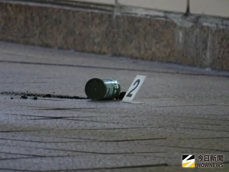 北車疑遭M18煙霧彈攻擊！1男命危送醫　 目擊者曝：他帶刀跑了
