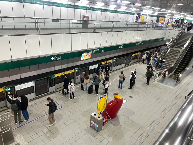 北捷隨機砍人案4死6傷！乘客心驚「我爸叫我快回家」　站長這樣說