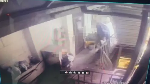 ▲張文疑似預謀犯案已久，甚至利用縱火分散警力後才至台北車站、中山站犯案。（圖／翻攝畫面