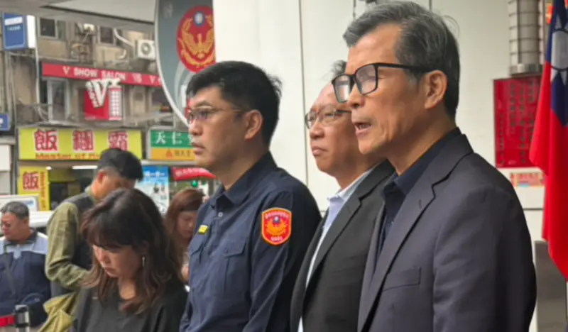 ▲台北市警察局長李西河（右）出面說明無差別攻擊案調查進度。（圖／翻攝畫面）