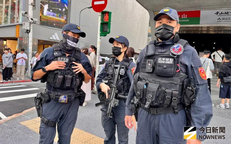 ▲男子張文19日在捷運台北車站及中山商圈隨機攻擊，造成4人死亡、11人受傷，維安警力持續戒備。(圖／攝影中心)