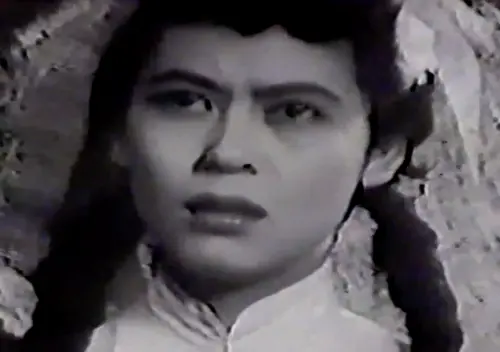 ▲民國42年，林黛第一次拍電影，就以黑白片《翠翠》紅遍港台，立刻成了大明星。（圖／摘自 米格魯YT）