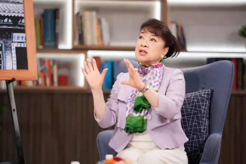 翁倩玉揭離婚日籍老公原因　媽當年一句話點頭嫁：結一次試試看
