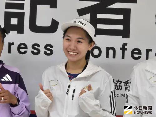 台北馬拉松／長跑甜心張芷瑄太暖！衝線奪冠「全程微笑」原因曝光
