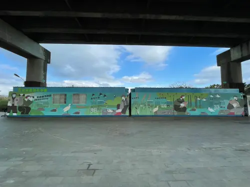 ▲「五股濕地區」園區內設有五股濕地教育中心，每週皆提供免費導覽活動。（圖／新北大都會公園官網）