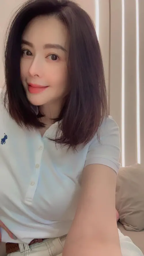 ▲蕭淑慎入行25年，外貌保養得宜。（圖／蕭淑慎KittyHsiao臉書）