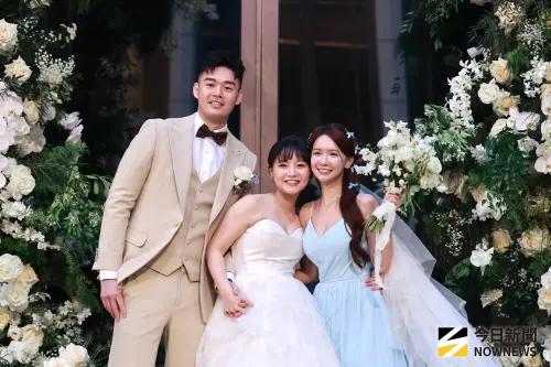 ▲陳詩媛（圖中）找來好姐妹禾羽（圖右）、宋宋擔任伴娘，最後由禾羽抽中捧花。（圖／記者吳翊緁攝影）