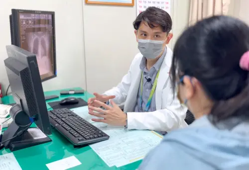 ▲胸腔外科主任杜承哲。（圖／澄清醫院提供）