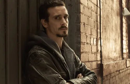 ▲詹姆士蘭森（James Ransone）是好萊塢的出色綠葉代表，確曾透露自己小時候被家教性虐待，一生都難擺脫羞恥感。（圖／摘自IMDb）