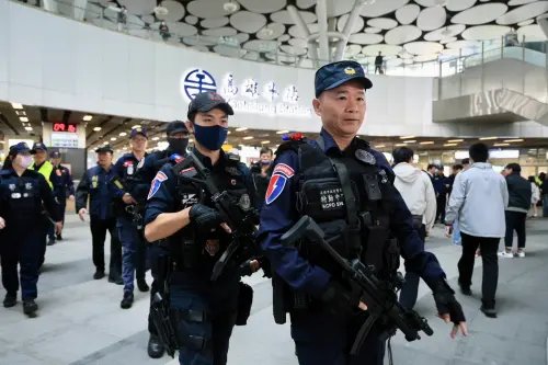 ▲陳其邁要求警方在年末必須提高維安強度，也必須強力地掃蕩非法。（圖／高市府提供）