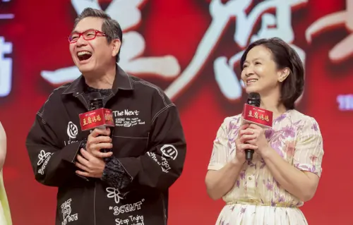 ▲謝瓊煖（右）認為現在最重要的事如何應對突發事件。（圖／民視提供）