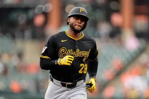 ▲卡納里奧（Alexander Canario）本季效力MLB大聯盟匹茲堡海盜隊，累積出賽87場打出6轟，巧合的是，他曾與台灣好手鄭宗哲曾在4月上旬當過隊友，如今又成為林安可隊友，雙方還是競爭先發外野的關係。（圖／美聯社／達志影像）