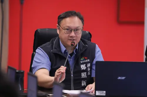 ▲台中市副市長鄭照新報告維安升級的4大安全方案。（圖／台中市政府提供，2025.12.23） 