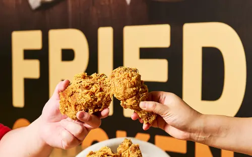 ▲三商炸雞「買一桶送一斤」特價333元。（圖／三商炸雞jgssg.com.tw）