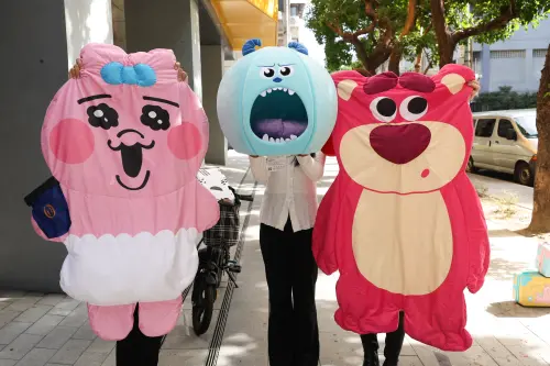 ▲全家福袋（圖／記者陳明安攝）