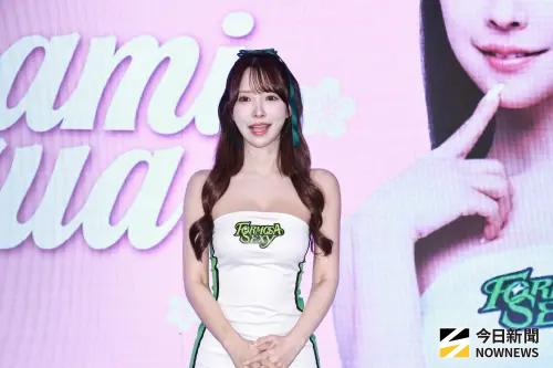 ▲夢想家策略發展總監王信凱進一步透露，未來不只在主場，客場也有機會看到三上悠亞的身影。（圖／記者吳翊緁攝）