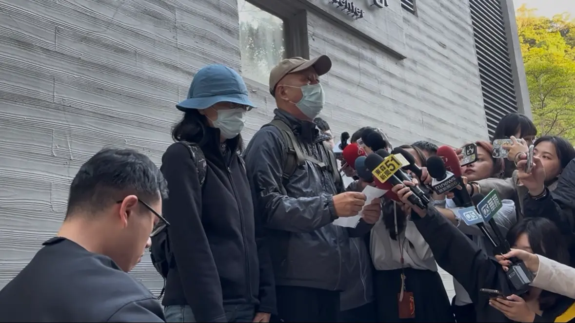 ▲ 23日張文父母哽咽向受害者及社會大眾致歉。（圖／記者鍾昀軒攝影）