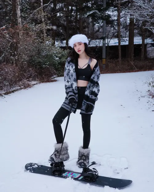 ▲夏宇禾分手GINO爆不倫已婚人夫！深夜糾纏送香吻　對方身分曝光（圖／夏宇禾臉書）