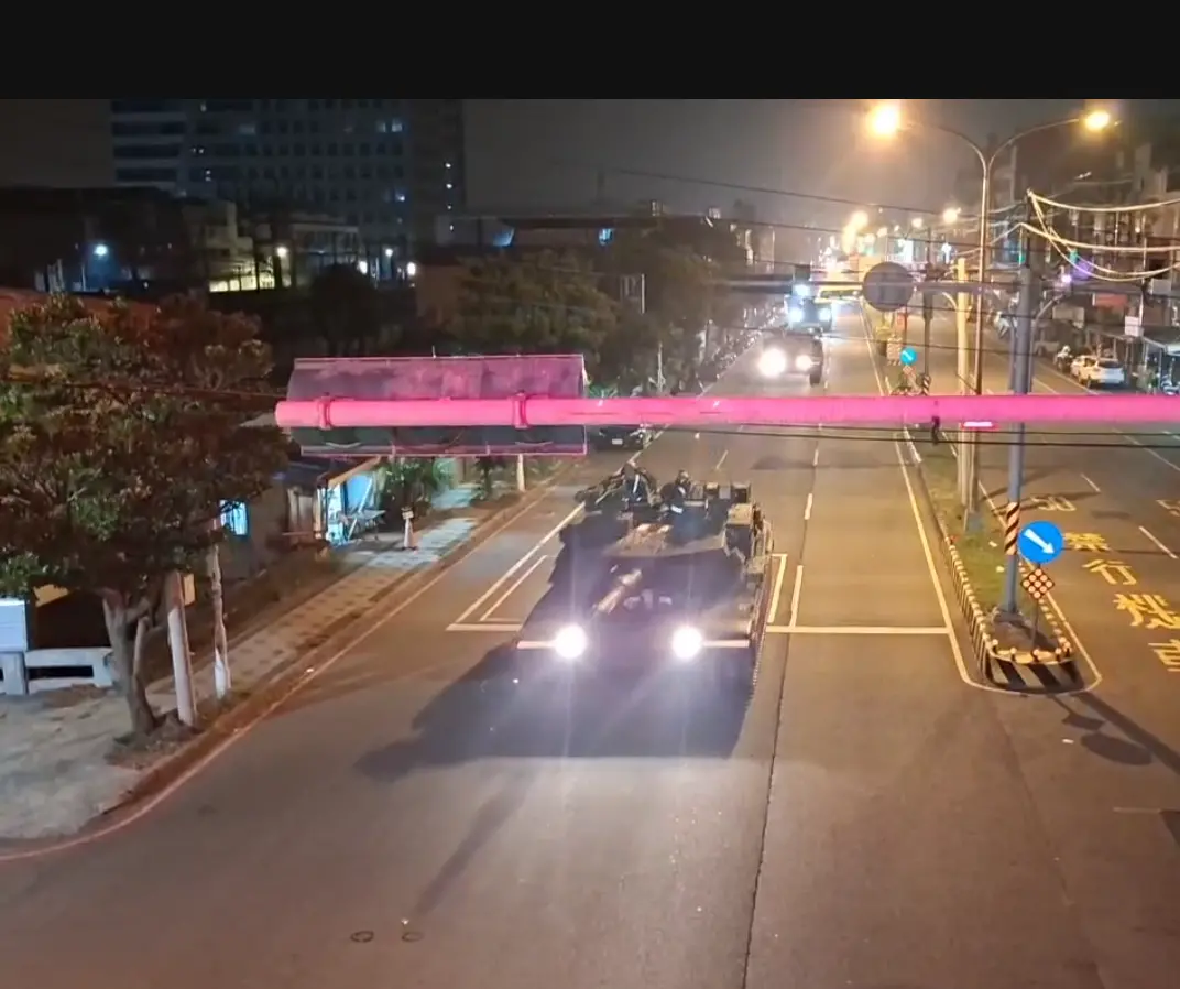 ▲陸軍裝甲584旅聯兵3營實施戰備偵巡訓練，首次納編「地表最強」M1A2T戰車。（圖／全球防衛雜誌提供）