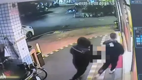 ▲新北永和4惡煞衝火鍋店砍人。（圖／翻攝畫面）