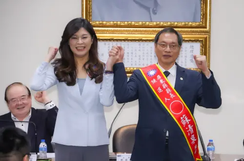 不滿屏東的山與海都是光電！蘇清泉參選縣長：已經到該改變的時候
