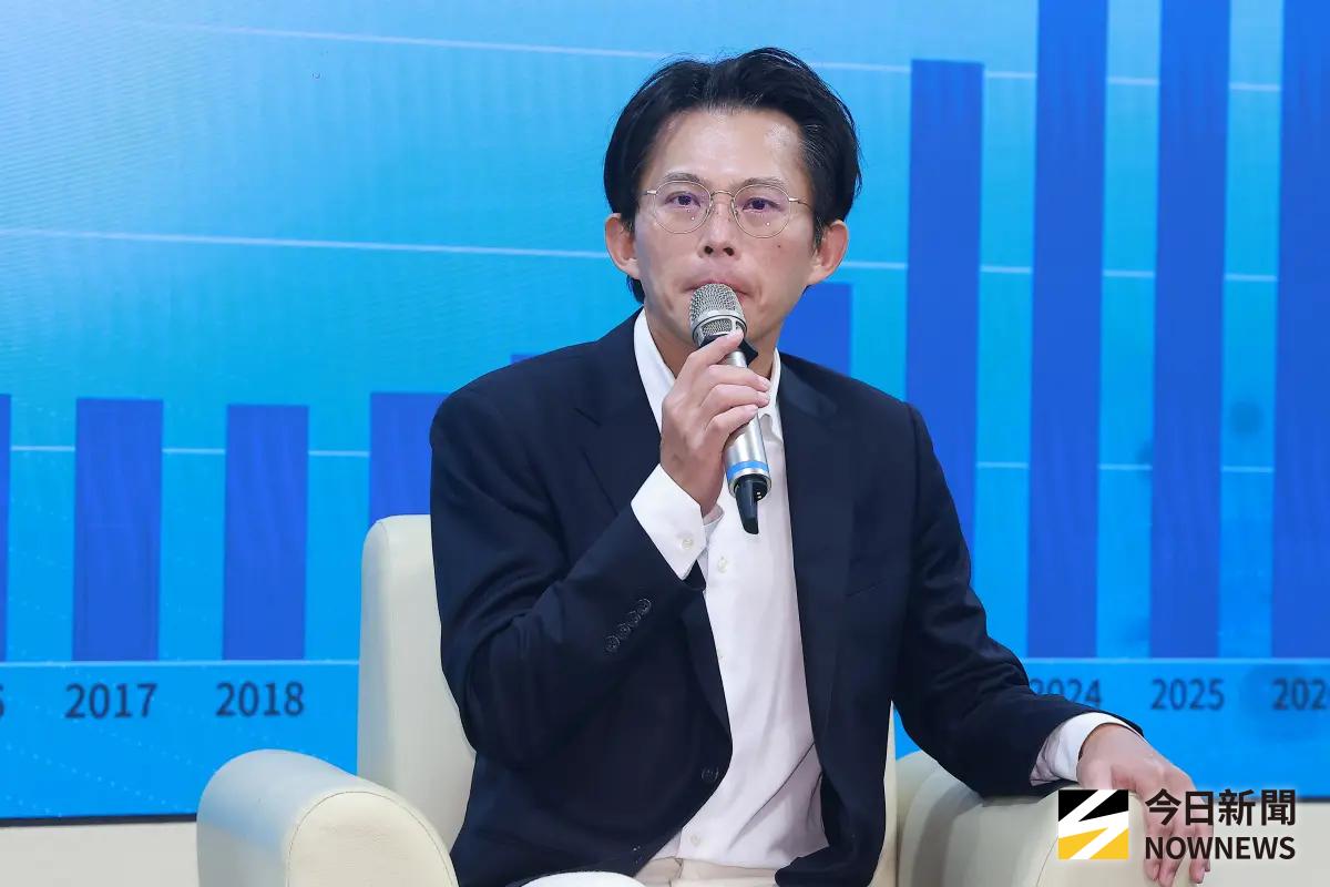 ▲民眾黨主席黃國昌痛批林宜瑾模糊拖延法案焦點。（圖／記者葉政勳攝，2025.12.25）