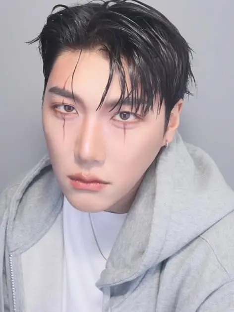 ▲nareum透過社群透露自己小4時曾被崔泰熊霸凌。（圖／翻攝自IG@bz_teddygrade）