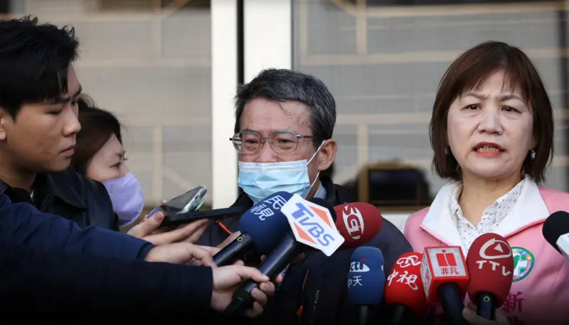 ▲新北割喉案家屬楊爸爸說，「凶手出來我可能是第一個被殺的」，對於未來安全感到極度不安。（圖／記者嚴俊強攝，2025.12.23）。