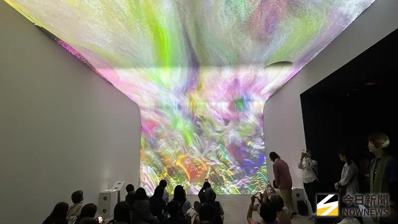 ▲ 《流光藝境》展覽以「六境」作為展覽整體結構，包含色境、聲境、香境、語境、身境與意境。（圖／記者陳美嘉攝，2025.12.25）