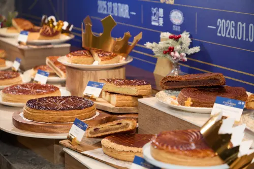 ▲「德麥食品」和「法國萊思克LESCURE」奶油原廠每年舉辦「德麥法國萊思克盃國王派冠軍賽」，今年則改辦「Ooh la la！匠人之作・冠冕巡禮 - 萊思克國王派探店之旅」活動。（圖／德麥食品提供www.tehmag.com.tw）