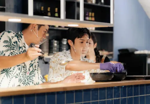 ▲嗨！營業中、曾莞婷、阿本、莎莎（圖／好看娛樂提供）